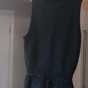Apostrophe Sleeveless sweater